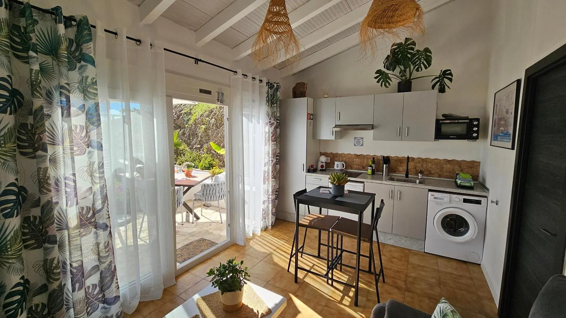 Casita Johanna Vinuela Spain