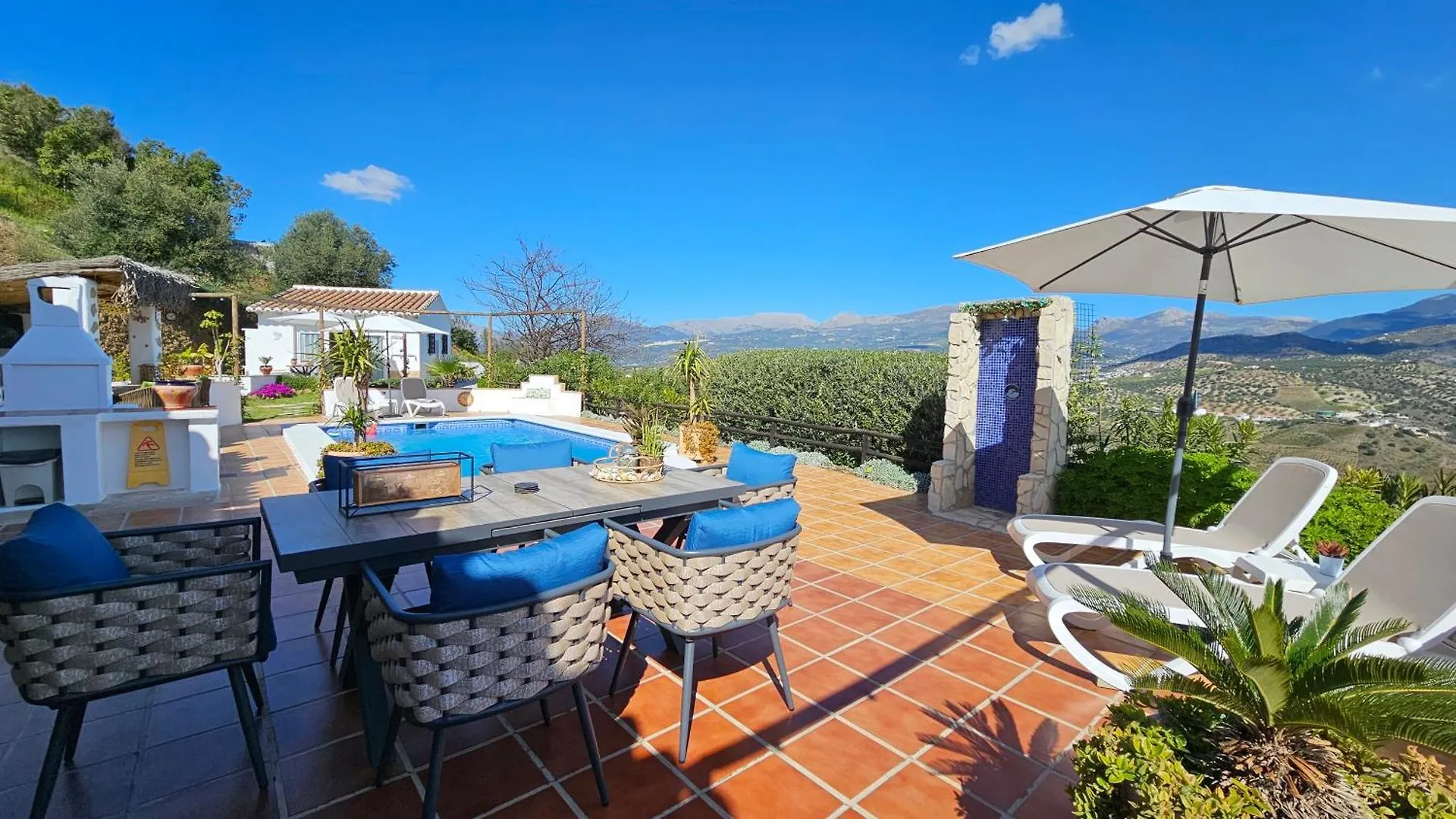 Casita Johanna Viñuela Apartman