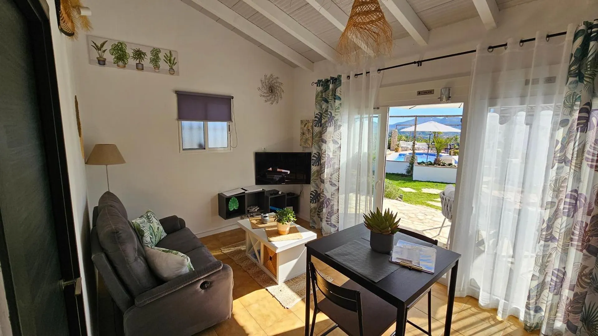 Casita Johanna Viñuela Apartman